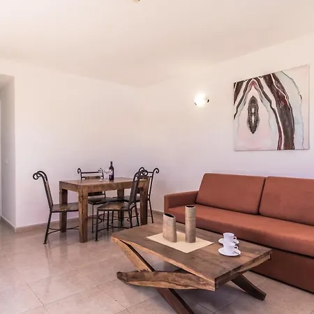 Apartamentos Blue Papagayo *